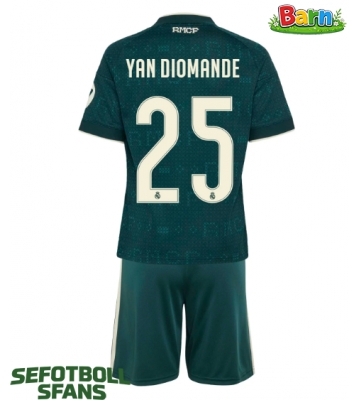 Real Madrid Yan Diomande #25 Bortaställ Barn 2026-27 Kortärmad (+ Korta byxor)
